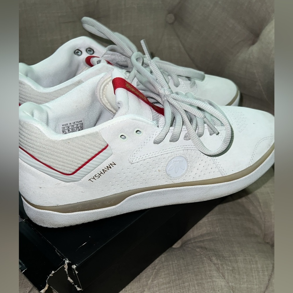 Adidas Tyshawn x Thrasher
